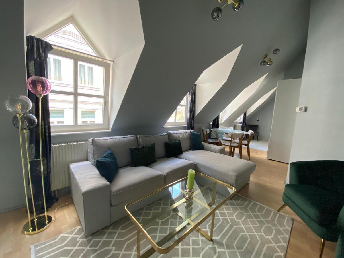 City Centre Serviced Apartments Wina Bagian luar foto